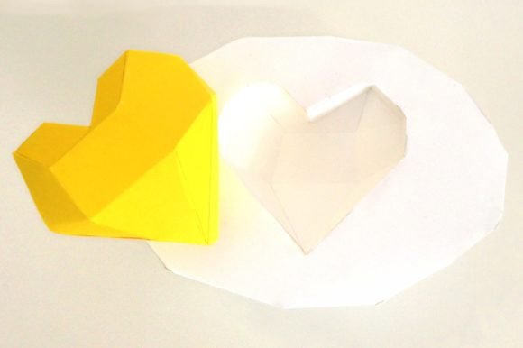 Egg with Heart Yolk Paper Sculpture: A Unique and Thoughtful Gift Idea